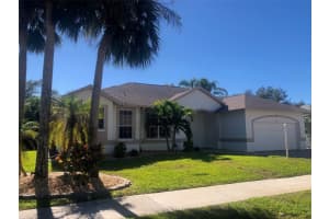 818 OAK POND DRIVE, OSPREY, FL 34229 Sold 04/03/25
