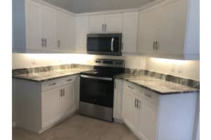 818 OAK POND DRIVE, OSPREY, FL 34229 Sold 04/03/25