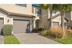 15221 LYLA TERRACE, LAKEWOOD RANCH, FL 34211 Sold 04/25/25