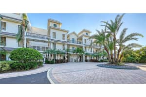 888 ORANGE AVENUE, SARASOTA, FL 34236 Sold 02/14/25