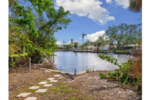 4865 Featherbed Ln, SARASOTA
