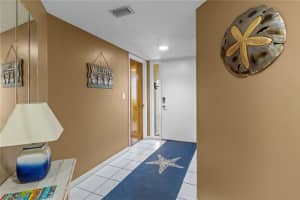 501 GULF DRIVE, BRADENTON BEACH, FL 34217 Sold 12/16/24