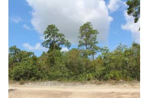 2635 LEONARD DRIVE, DELTONA, FL 32725 - MLS#MFRA4629405