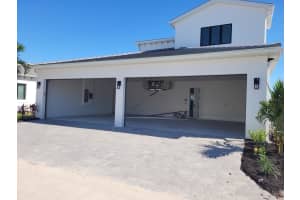 6008 RED MANGROVE LANE, BRADENTON, FL 34210 Sold 03/27/25