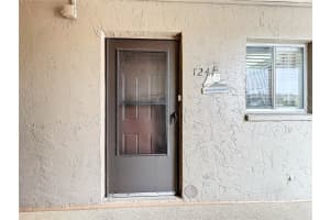 3546 LAKE BAYSHORE DRIVE, BRADENTON, FL 34205 - MLS#MFRA4629505