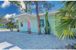 321 HILLS ROAD, NOKOMIS, FL 34275 Sold 01/31/25