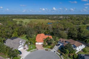 7704 WESTON COURT, LAKEWOOD RANCH, FL 34202 Sold 01/21/25
