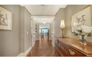 3030 GRAND BAY BOULEVARD, LONGBOAT KEY, FL 34228 Sold 01/16/25