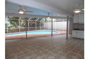 344 WHISPERING OAKS COURT, SARASOTA, FL 34232 Sold 02/28/25