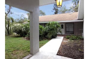 344 WHISPERING OAKS COURT, SARASOTA, FL 34232 Sold 02/28/25