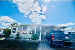 5619 BAYSHORE ROAD, PALMETTO, FL 34221 Sold 01/30/25