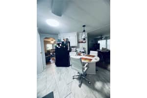 5619 BAYSHORE ROAD, PALMETTO, FL 34221 Sold 01/30/25