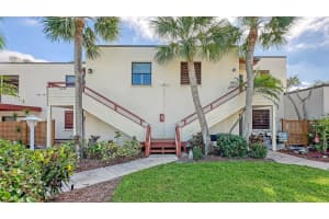 304 SPRING LAKES BOULEVARD, BRADENTON, FL 34210 Sold 07/07/25