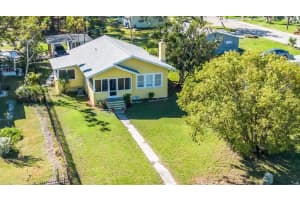 2324 2ND AVENUE, BRADENTON, FL 34208 Sold 01/03/25