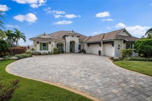 8432 LINDRICK LANE, BRADENTON, FL 34202 Sold 01/29/25