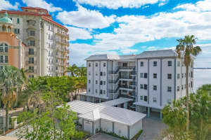 400 GOLDEN GATE POINT, SARASOTA, FL 34236 Sold 12/23/24