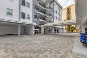 400 GOLDEN GATE POINT, SARASOTA, FL 34236 Sold 12/23/24