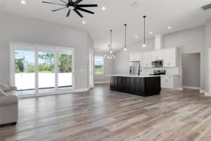 3131 34TH AVENUE DRIVE, BRADENTON, FL 34208 Sold 02/18/25