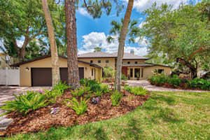 4933 FEATHERBED LANE, SARASOTA, FL 34242 Sold 01/17/25