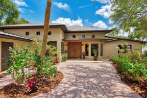 4933 FEATHERBED LANE, SARASOTA, FL 34242 Sold 01/17/25
