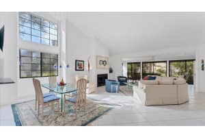 5675 PIPERS WAITE #40, SARASOTA, FL 34235 Sold 02/26/25