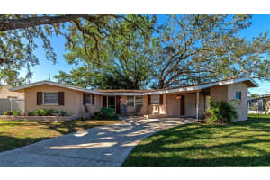 4132 DEERFIELD DRIVE, SARASOTA, FL 34233 Sold 03/31/25