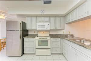 7135 27TH AVENUE, BRADENTON, FL 34209 Sold 06/26/25