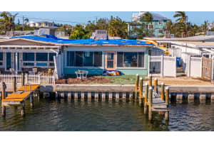 23 SEASIDE COURT, HOLMES BEACH, FL 34217 - MLS#MFRA4629905