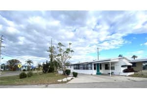 6903 BAYOU LANE, BRADENTON, FL 34207 - MLS#MFRA4629957