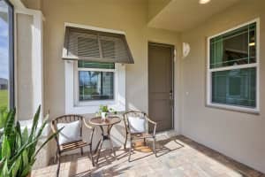 255 OKEEFFE CIRCLE, BRADENTON, FL 34212 Sold 01/27/25