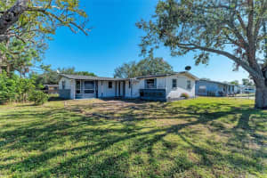 404 53RD AVENUE DRIVE, BRADENTON, FL 34203 Sold 12/16/24