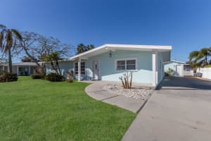 224 85TH STREET, HOLMES BEACH, FL 34217 Sold 01/31/25