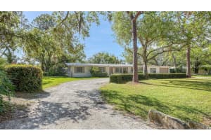 3812 MALEC CIRCLE, SARASOTA, FL 34233 Sold 01/03/25