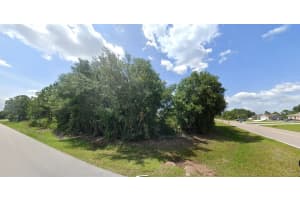 22238 CLINTON AVENUE, PORT CHARLOTTE, FL 33954 Sold 06/24/25
