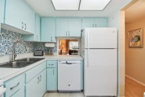 1500 GLEN OAKS DRIVE, SARASOTA, FL 34232 Sold 12/20/24