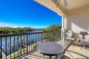 888 ORANGE AVENUE, SARASOTA, FL 34236 Sold 02/19/25