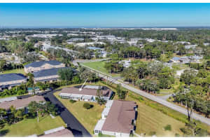 2431 Golf Course Dr #703, SARASOTA
