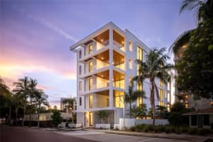 509 Golden Gate Pt #3, SARASOTA