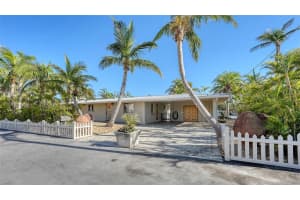 834 JUNGLE QUEEN WAY, LONGBOAT KEY, FL 34228 - MLS#MFRA4630270