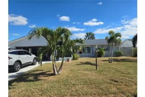 6525 SOLITAIRE PALM WAY, APOLLO BEACH, FL 33572 Sold 03/20/25