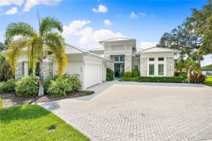 931 Bayshore Rd, NOKOMIS