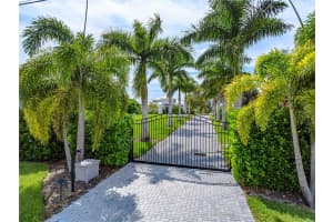 931 BAYSHORE ROAD, NOKOMIS, FL 34275 - MLS#MFRA4630286