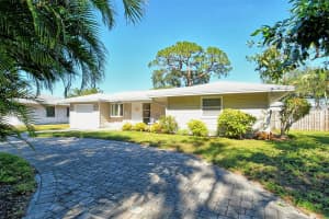 1905 JASMINE DRIVE, SARASOTA, FL 34239 Sold 12/30/24