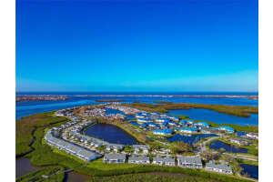 807 WATERSIDE LANE, BRADENTON, FL 34209 Sold 05/02/25