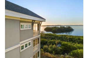 392 ARUBA CIRCLE, BRADENTON, FL 34209 Sold 05/20/25