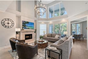 3927 SOMERSET DRIVE, SARASOTA, FL 34242 Sold 04/14/25