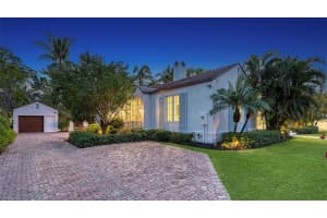 1682 HAWTHORNE STREET, SARASOTA, FL 34239 Sold 06/30/25