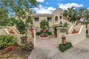 6101 34TH STREET, BRADENTON, FL 34210 Sold 01/31/25