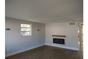 1317 TENNESSEE STREET, PLANT CITY, FL 33563 Sold 05/15/25
