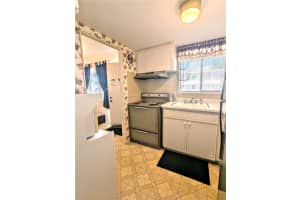 2228 CANAL DRIVE, BRADENTON, FL 34207 - MLS#MFRA4630425